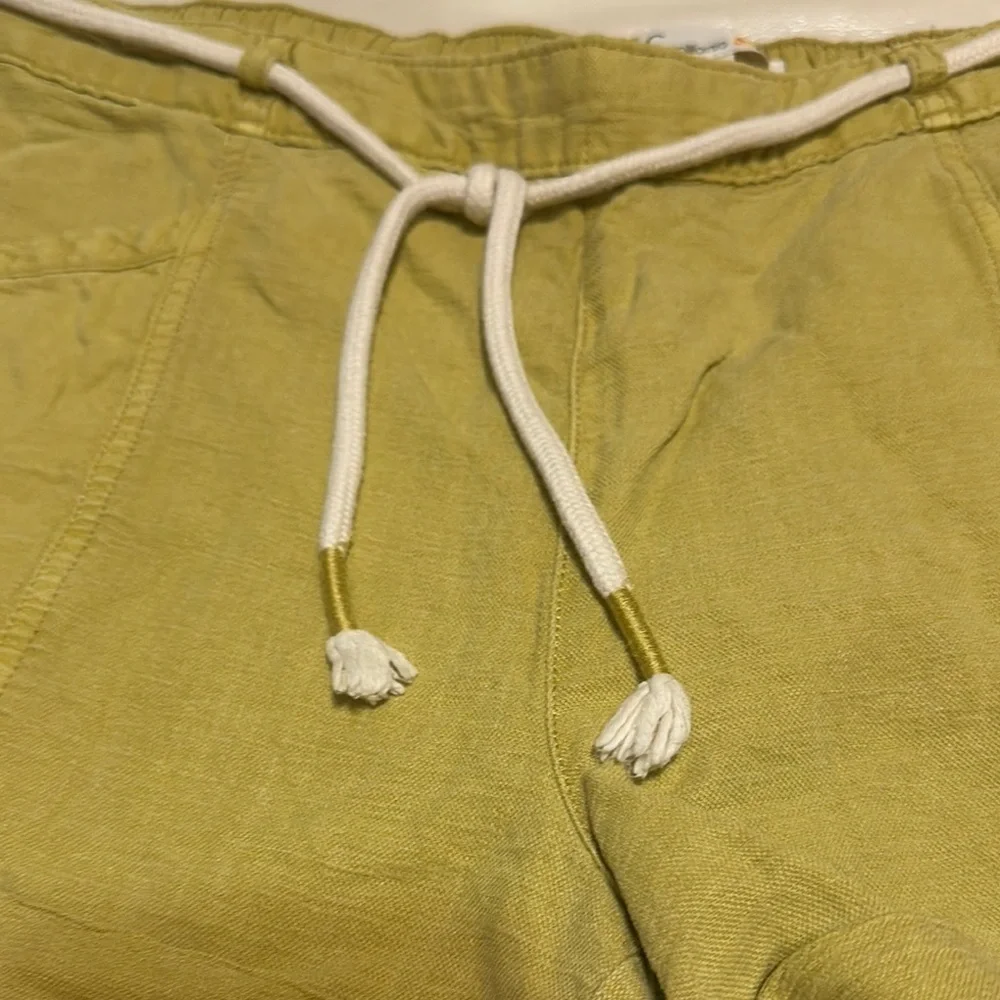 C&C California Yellow Athletic Shorts Relaxed Fit Drawstring
